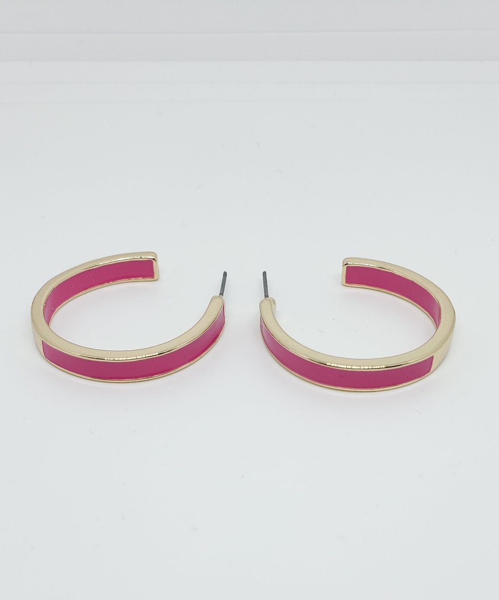 Magenta & Gold Hoop Earrings

Approximate Length: 1.25"