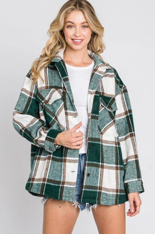 Going Camping Hunter Green, Off White & Black Plaid Long Sleeve Shacket. Relaxed Oversized Fit with two chest pockets, button front and sleeves, with slit sides.

* Color: Hunter Green, Off White, Black Plaid