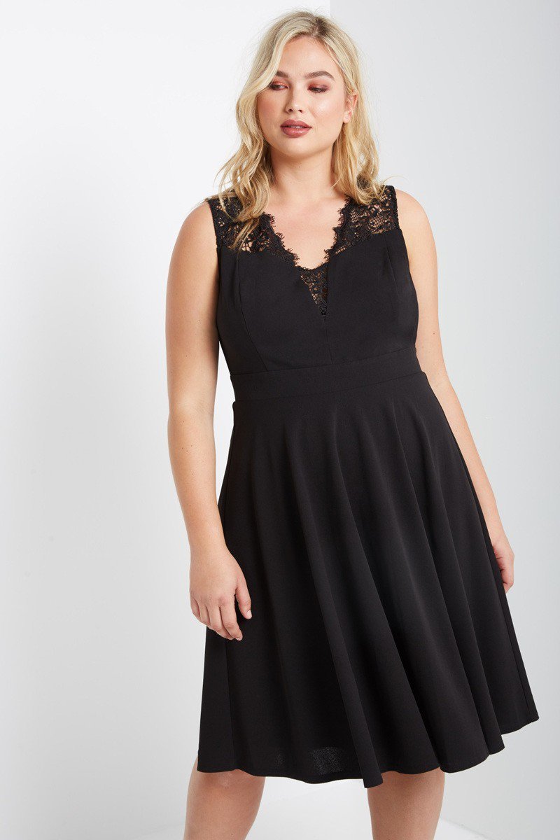 Plus Size Dress Black Sleeveless V Neck Curvy