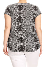 Black And White Printed Short Sleeve Curvy Top With Side Ruched Detail