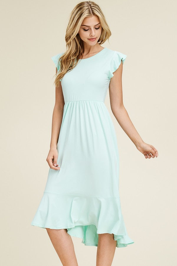Solid dress featuring ruffled cap sleeve, causal mermaid hem detailing at the bottom skirt

Colors: Magenta, Black, Mint