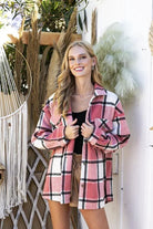 Brave Pink, Off White & Black Plaid Long Sleeve Shacket. Relaxed Oversized Fit with two chest pockets, button front and sleeves, with slit sides.

* Color: Pink, Off White, Black Plaid